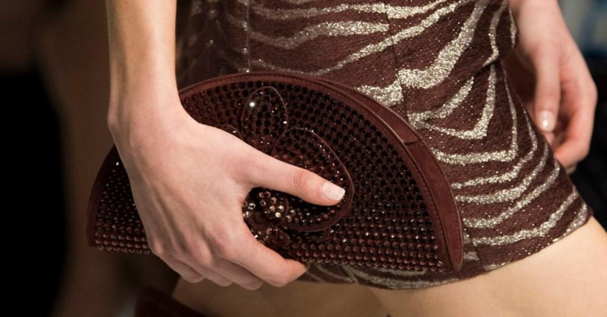 Latest Models of Glamorous Evening Bags from Autumn 2022 Offers!