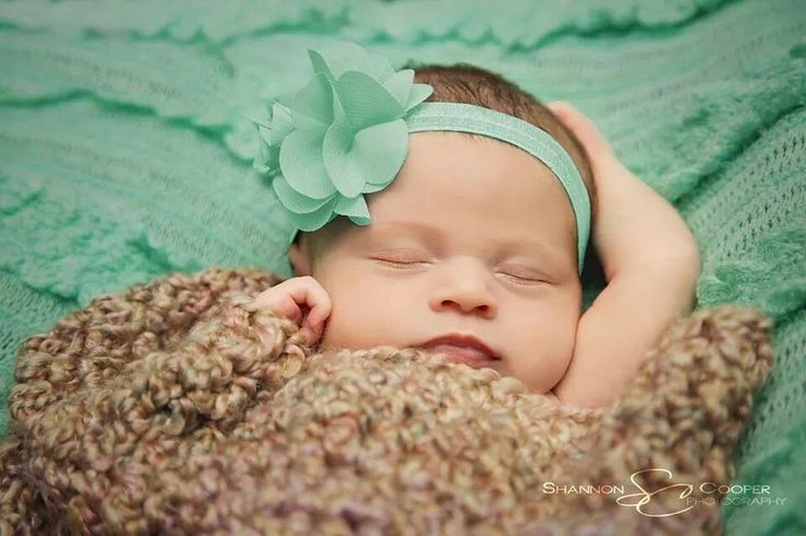 30 Adorable Newborn Babies’ Photographs