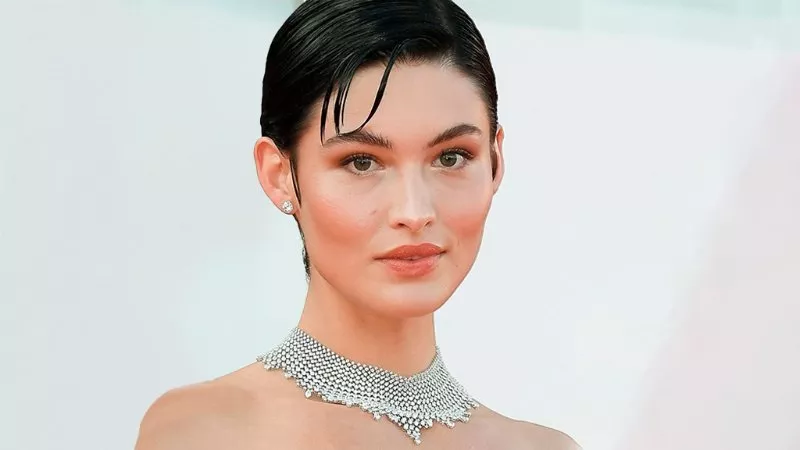 In Pictures, the Most Beautiful Jewelry That the Stars Wore During the Days of the 2022 Venice Film Festival