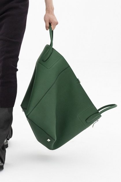 Enormous Bags Are Taking Center Stage for Fall 2022... Will You Adopt Them?!