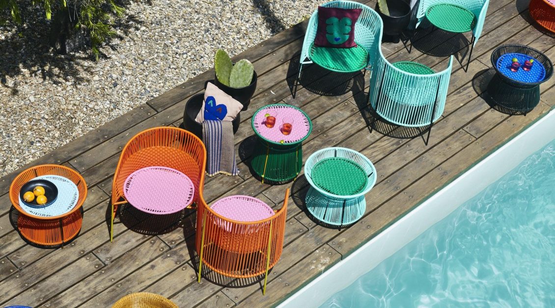 The Latest Outdoor Seating Decorations in Vibrant Colors