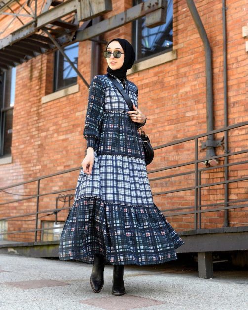 Ways to Coordinate Fall 2022 Fashion Dresses With Hijab