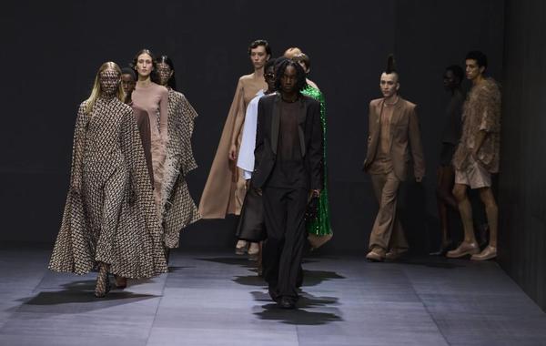 Neutral Colors on the 7th Day of Paris Fashion Week
