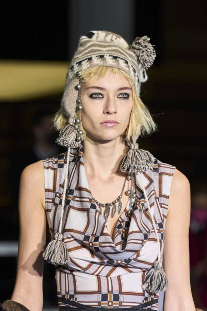 Hats Decorated Fall-Winter 2022-2023 Shows