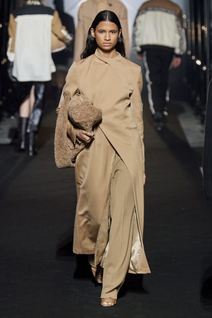 Nude Colors Are a Warm Trend for Fall-Winter 2022