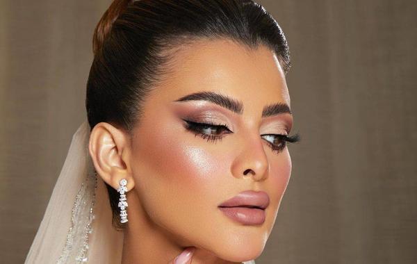 Pink Smokey Eye Makeup for the Bride 2023