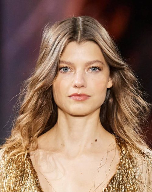 Soft Golden Makeup for Fall 2022