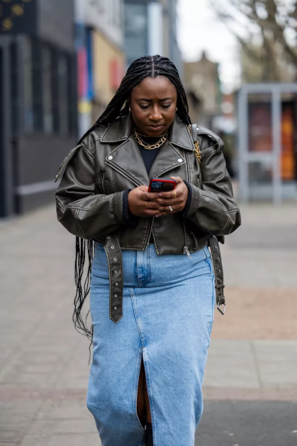 10 Fashionable Long Jean Skirt Outfits You Need to Try Now