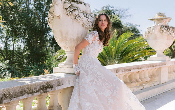 Discover the Latest Wedding Dress Trends for 2024: Perfect Styles for Slim Brides