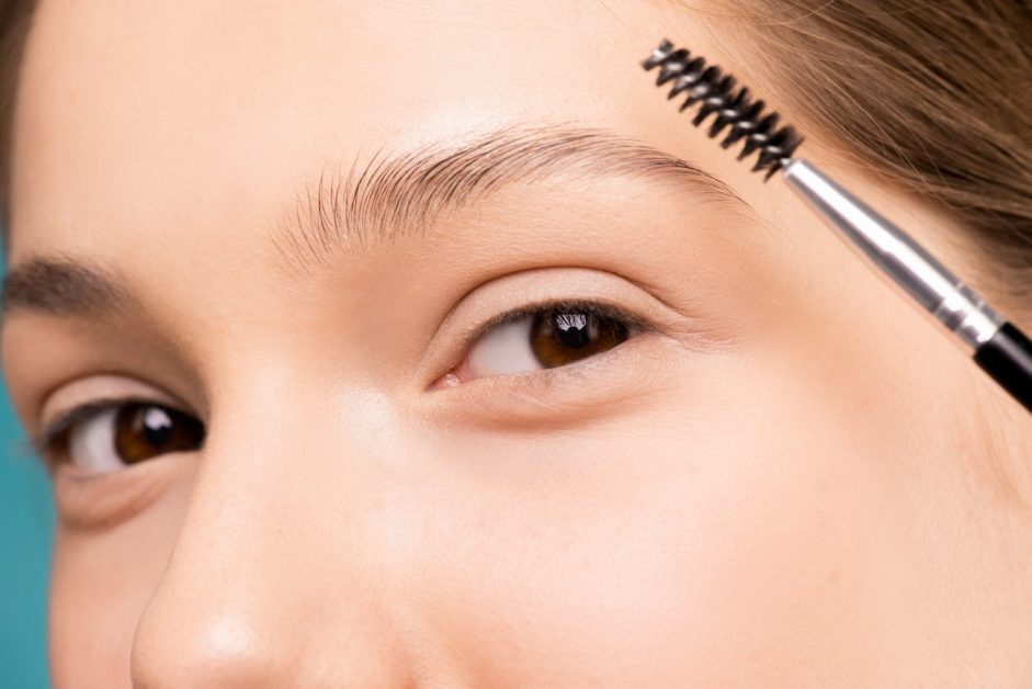 Unlock 6 Secrets to Thicker Eyebrows: A Comprehensive Guide