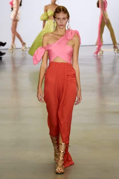 Trend Alert: Embrace the Vibrant Red Pants for Summer Styling!