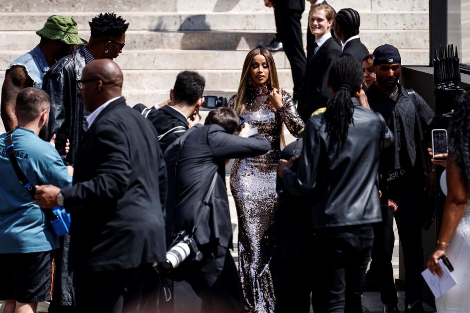 Glamour and Elegance at Fendi: Highlights from Paris Haute Couture Week