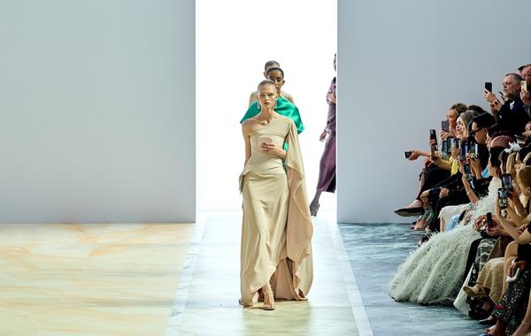 Glamour and Elegance at Fendi: Highlights from Paris Haute Couture Week