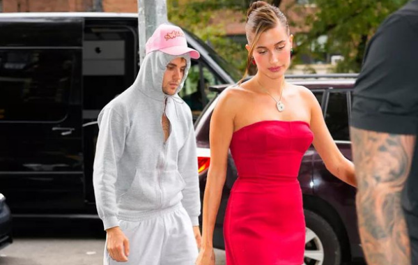 Hailey and Justin Bieber Prove Dressing Alike Isn't Required for Love