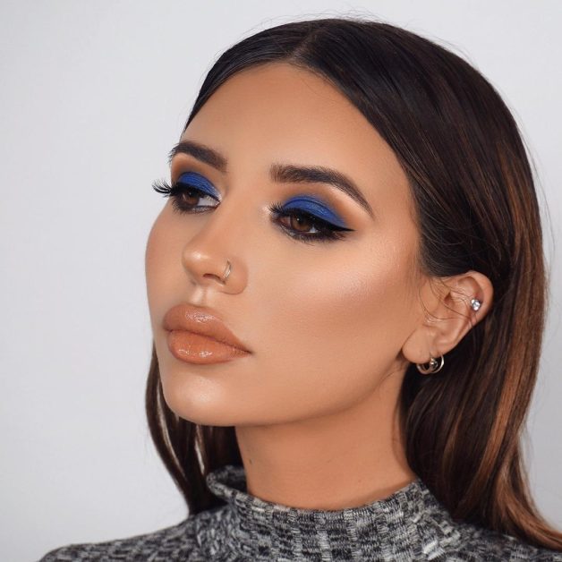 Mastering Blue Makeup: Unveiling Top Trends for Your Glamorous Look