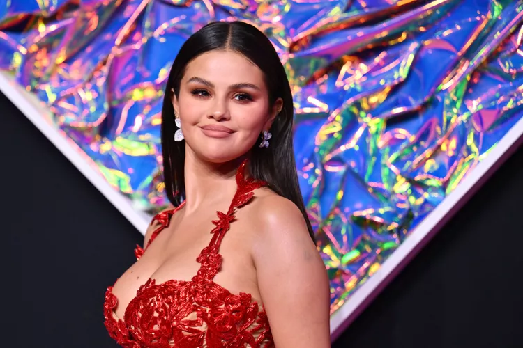 Barbiecore Vibes: Selena Gomez's Bold Pink Power Suit Statement