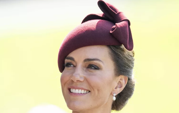 As per a royal source for Entertainment Tonight, on Friday, September 8, Prince William, Kate Middleton, and other family members came together for the occasion to "remember and honor the life of Her Majesty The Queen."