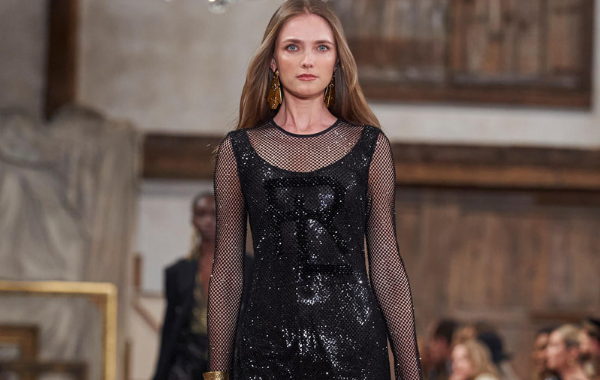 Spring 2024 Fashion Highlights: Luxurious Evening Dresses Take Center Stage