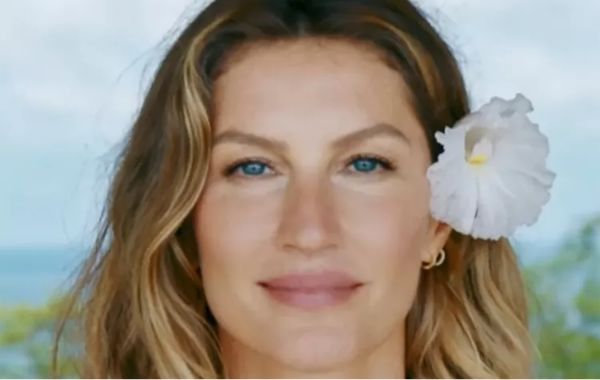 Gisele Bündchen: Embracing Natural Beauty and Connecting with Nature