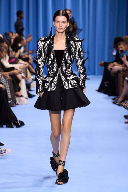 Flared Mini Skirts: The Must-Have Piece for Summer 2024